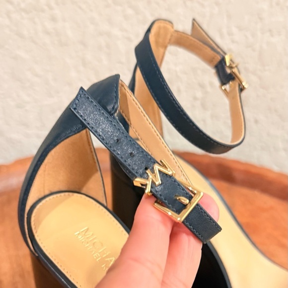 Michael Kors wedge heel sandals in blue size 5 perfect  Michael Kors wedge heel sandals in blue size 5 perfect bohemian , western look